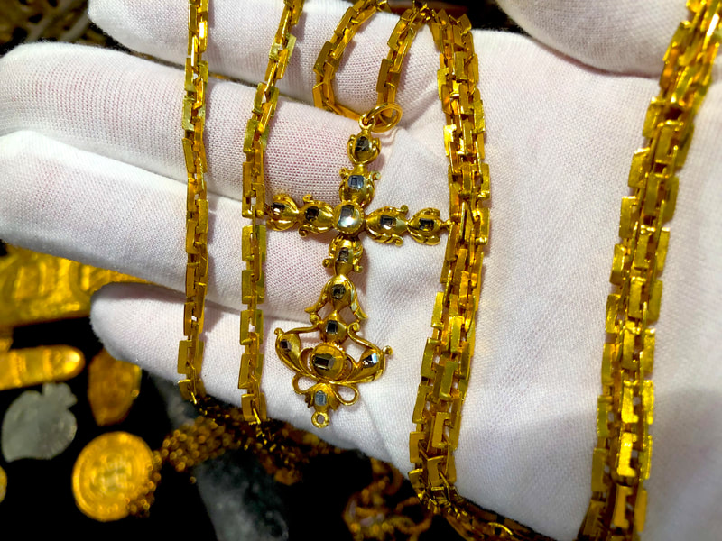 1715 Fleet Shipwreck "Queen's Jewels" Gold & Diamond Cross Pirate Gold Coins 16