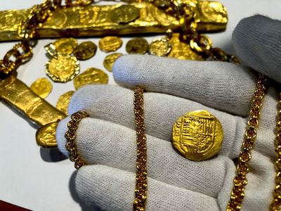 Spain 2 Escudos 1556-98 "Crystal & Gold Bezel" Jewelry Treasures 20