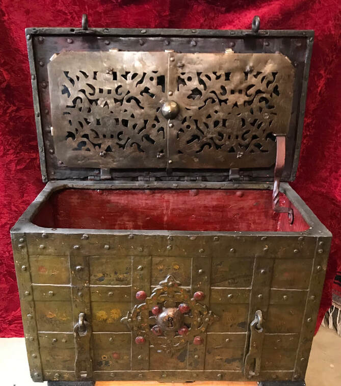 Authentic Treasure Chests 11