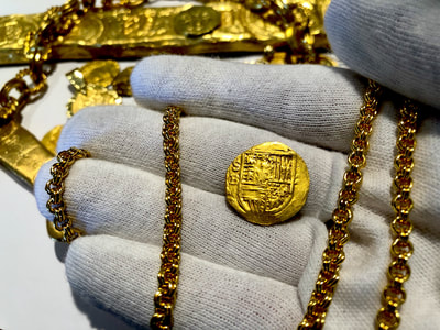 Spain 2 Escudos 1556-98 "Crystal & Gold Bezel" Jewelry Treasures 21