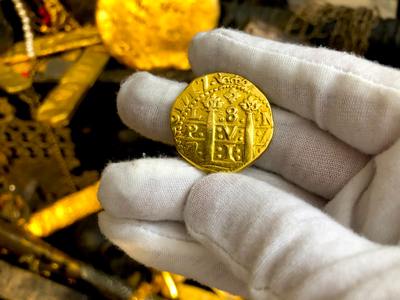 Peru 8 Escudos 1717 "Tear Drop Variety" Pendant 6