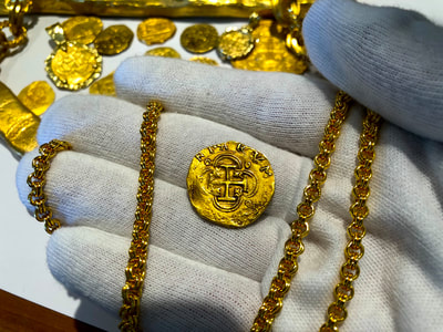 Spain 2 Escudos 1598-1621 "Philip III" NGC 53 Pirate Gold Coins 9