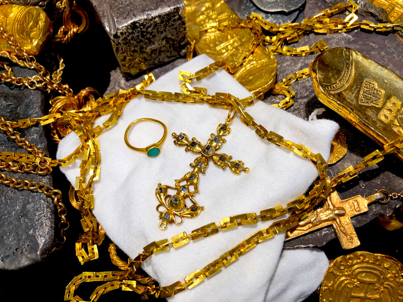 1715 Fleet Shipwreck "Queen's Jewels" Gold & Diamond Cross Pirate Gold Coins 36