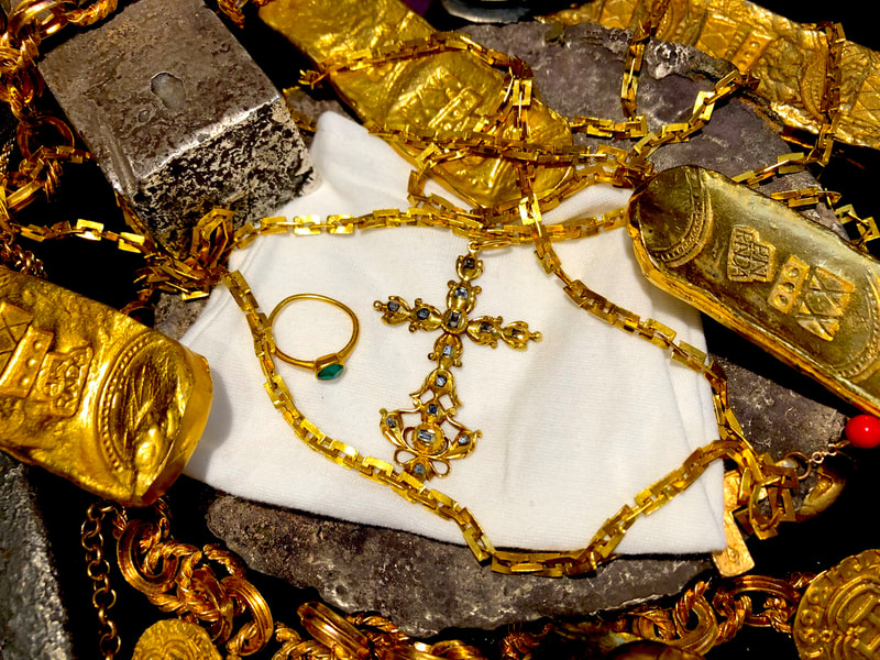 1715 Fleet Shipwreck "Queen's Jewels" Gold & Diamond Cross Pirate Gold Coins 42