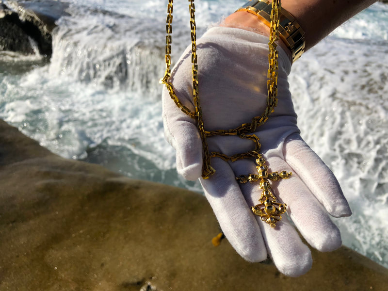 1715 Fleet Shipwreck "Queen's Jewels" Gold & Diamond Cross Pirate Gold Coins 50