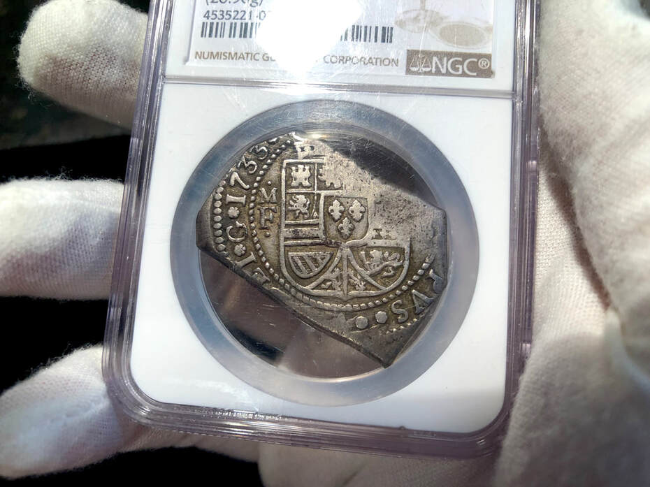 Mexico 8 Reales 1733 Klippe "Full Date" NGC 30