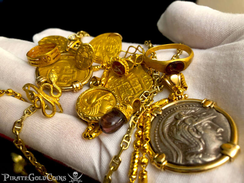 Byzantine Empire Gold Ring with Templar Style Crosses 6-8th Century AD 2