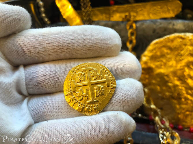 Peru 8 Escudos 1711 Pendant 30