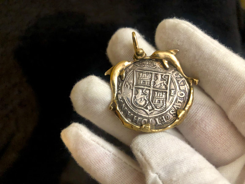 Reproduction from Real Atocha Silver Bar Mexico 2 Reales w/ 14kt Dolphin Bezel 4