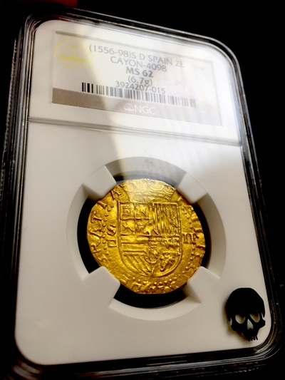 Spain 2 Escudos 1556-98 "Full Crown- Square D to Left"  NGC 62 7