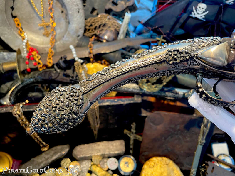 1700's Flintlock Early European Pistol Bejeweled Silver Repousse 2