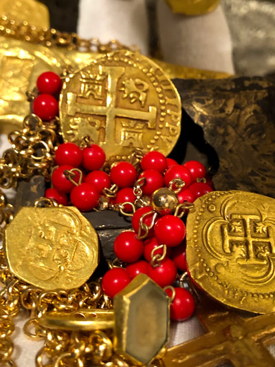 1715 Fleet Shipwreck Ring found in Gold Box Pirate Gold Coins Artifacts 22