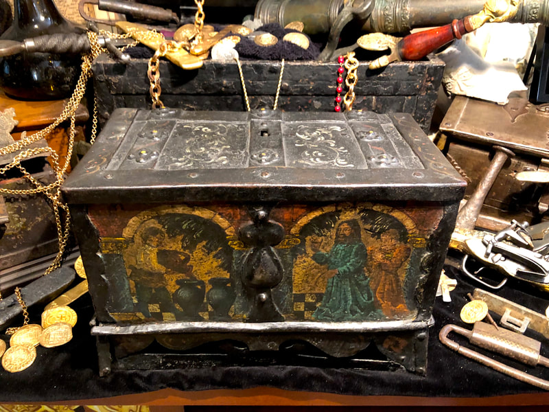 Armada Chest "Jesus Christ" 1600's Nuremberg Pirate Gold Coins Treasure Chest 12