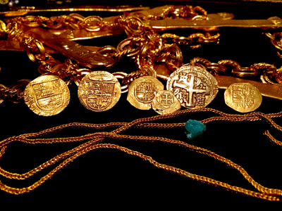 Peru  8 Escudos  1747  "La Luz Shipwreck Era" 6