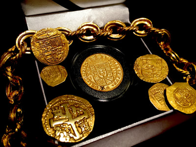 Mexico  8 Escudos  1715  "Royal"  Gold Electroplated  30mm (Mini) 2