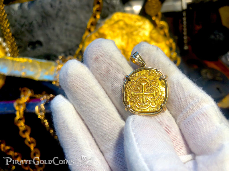 Colombia 2 Escudos 1701-15 Pendant Treasure Jewelry