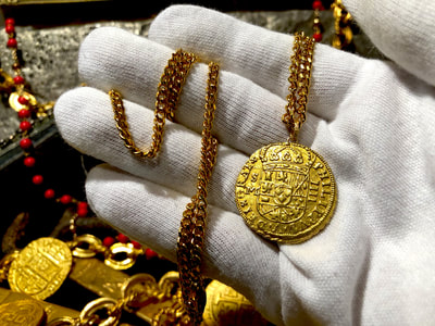 Spain 4 Escudos 1712 "Full Date" with Bail Pirate Gold Coins Treasure Jewelry 4