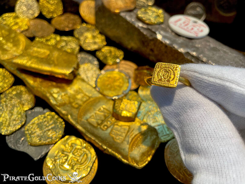 Byzantine Empire "Jesus Christ" 6-7th Century AD Gold Ring 8