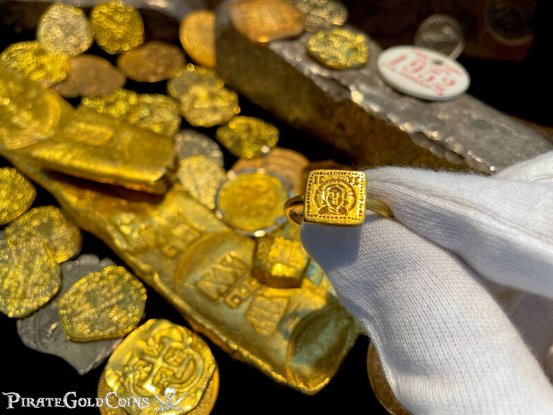 Byzantine Empire "Jesus Christ" 6-7th Century AD Gold Ring 3