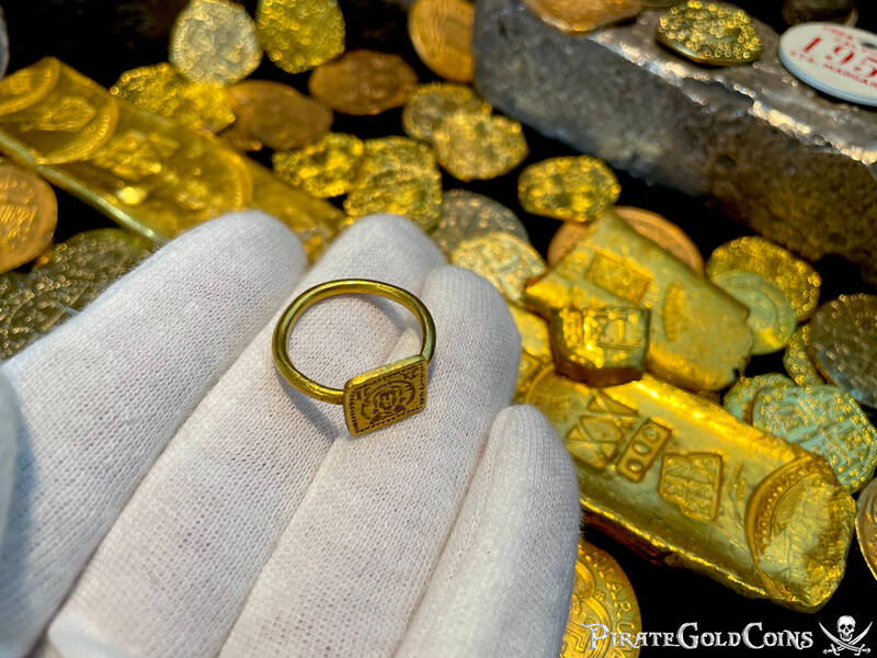 Byzantine Empire "Jesus Christ" 6-7th Century AD Gold Ring 16