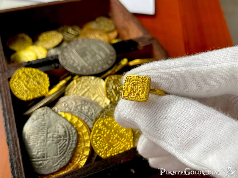 Byzantine Empire "Jesus Christ" 6-7th Century AD Gold Ring 10