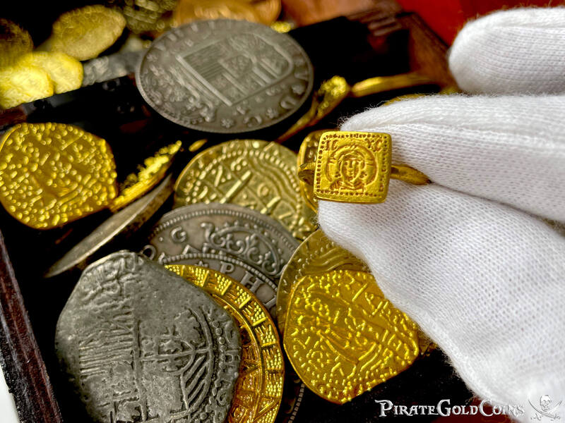 Byzantine Empire "Jesus Christ" 6-7th Century AD Gold Ring 13