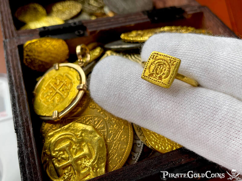 Byzantine Empire "Jesus Christ" 6-7th Century AD Gold Ring 2