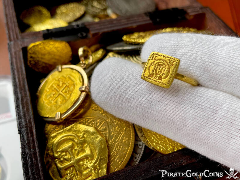 Byzantine Empire "Jesus Christ" 6-7th Century AD Gold Ring 17