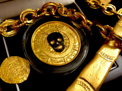 Golden Skull Coin Comes with 3 Different Varieties of Reverse 5