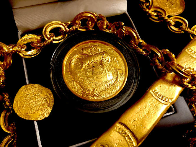 Golden Skull Coin Comes with 3 Different Varieties of Reverse 2