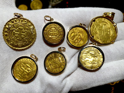 Spain 1 Escudo 1516-56 "Crystal & Gold Bezel" Jewelry Treasures 5