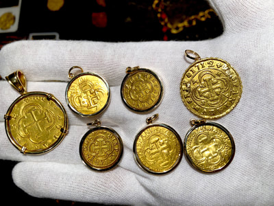 Spain 1 Escudo 1516-56 "Crystal & Gold Bezel" Jewelry Treasures 13