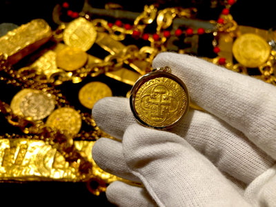 Spain 1 Escudo 1516-56 "Crystal & Gold Bezel" Jewelry Treasures 10