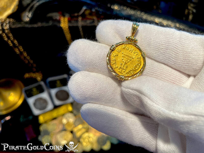 Byzantine Empire 641-668AD Solidus "Constans II" 18kt Bezel 5