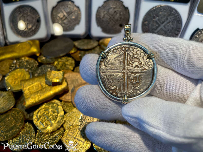 Bolivia 8 Reales 1629 "Panama Hoard" Pendant 2
