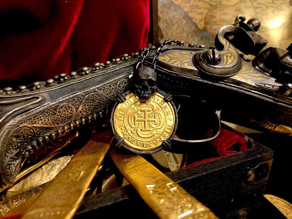 Skull Pendant Mexico 1714 8 Escudos Replica Shipwreck Jewelry Treasure Coin