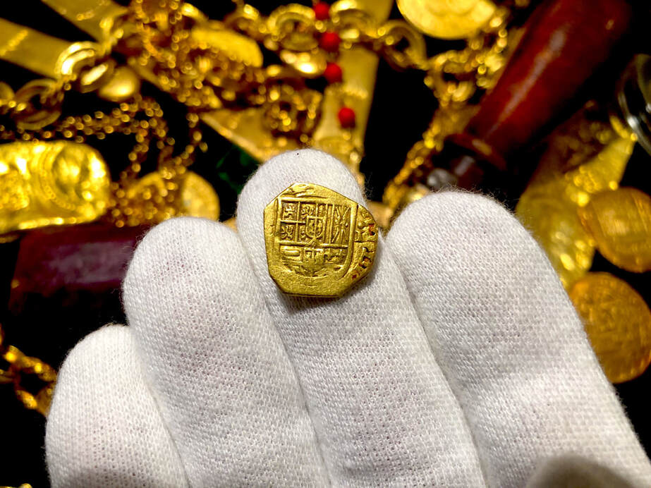 Spain 1 Escudo 1598-1621 "Insane Details" Raw Pirate Gold Coins Treasure