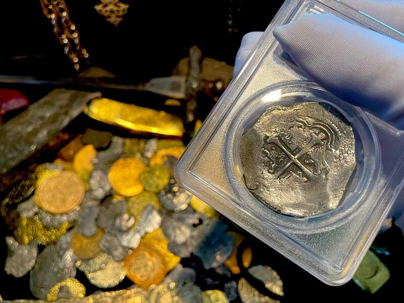 Mexico 8 Reales 1618-1634 "Atocha 1622 Shipwreck" Grade 1