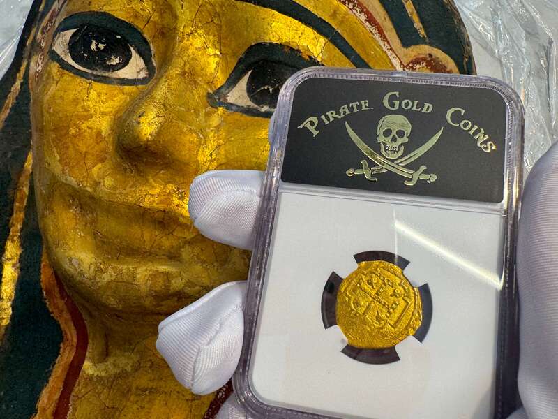 Mexico 2 Escudos 1680-98 "Jeweled Cross- 1715 Fleet Shipwreck" NGC 58 3