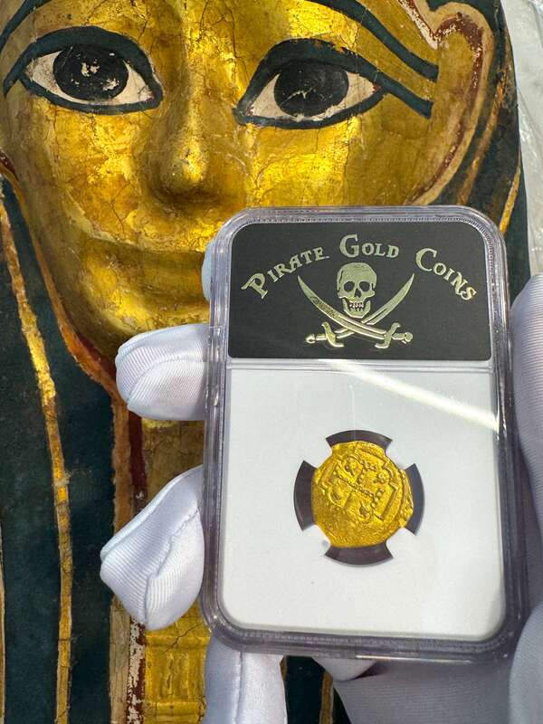 Mexico 2 Escudos 1680-98 "Jeweled Cross- 1715 Fleet Shipwreck" NGC 58 9