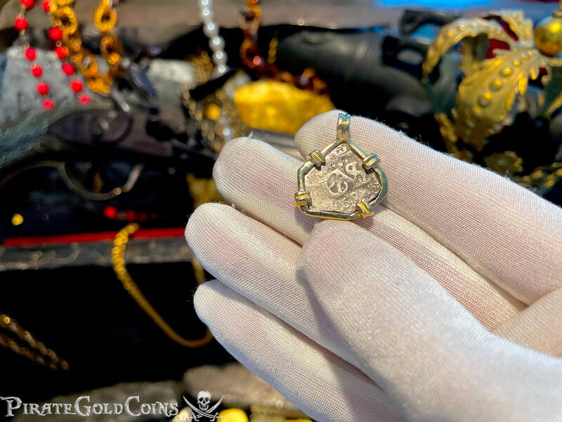 Mexico 1 Real 1684 Pendant 14kt Bezel 4