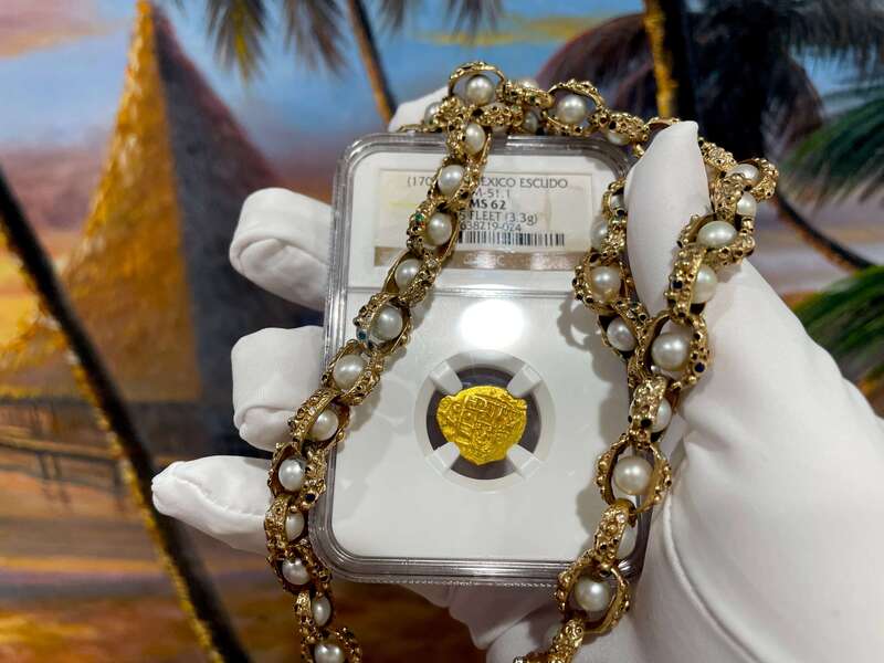 Mexico 1 Escudo 1707-1713 "1715 Plate Fleet Shipwreck" NGC 62 11