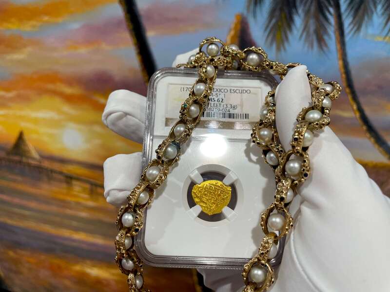 Mexico 1 Escudo 1707-1713 "1715 Plate Fleet Shipwreck" NGC 62 12