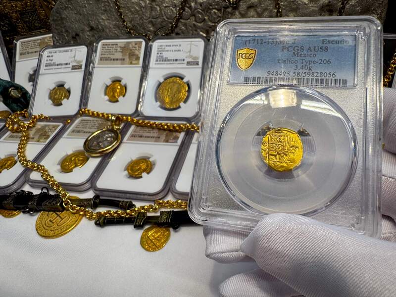 Mexico 1 Escudo 1712-13 "Philip V" PCGS 58 16