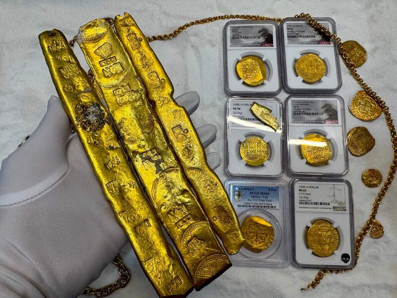 Mexico 8 Escudos 1713 "1715 Fleet Shipwreck" NGC 63 15