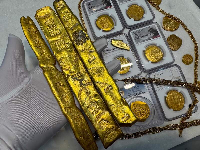 Mexico 8 Escudos 1713 "1715 Fleet Shipwreck" NGC 63 16