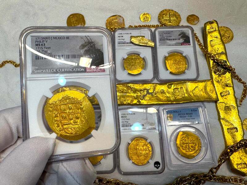 Mexico 8 Escudos 1713 "1715 Fleet Shipwreck" NGC 63 18