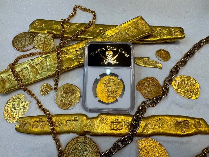 Mexico 8 Escudos 1713 "1715 Fleet Shipwreck" NGC 63 32