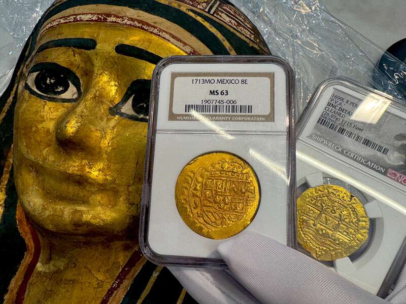 Egyptian Gilt Cartonnage Mummy Mask 1st Century BC 25