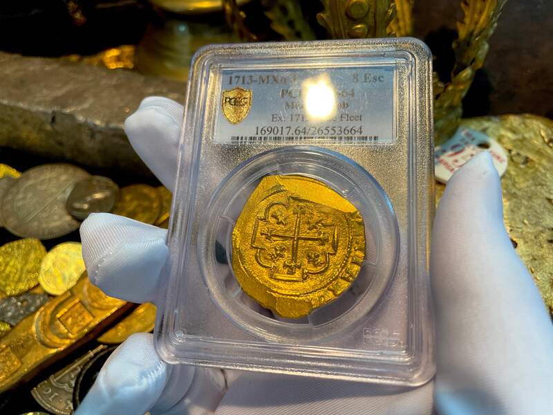 Mexico 8 Escudos 1713 "1715 Fleet Shipwreck" PCGS 64 4